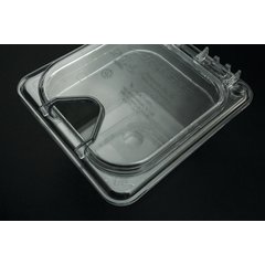 10319Z07 StorPlus™ EZ Access Hinged Notched Universal Food Pan Lid 1/6 Size - Clear
