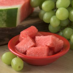 4353205 Dallas Ware® Melamine Fruit Bowl 3.5oz - Red