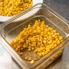 3089613 StorPlus™ High Heat Food Pan Drain Grate 1/6 Size - Amber