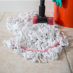 369424B00 Flo-Pac® Large Looped-End Mop w/Red Band  - White-Red