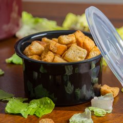 030003 Classic™ Crock w/Lid 0.6 qt - Black