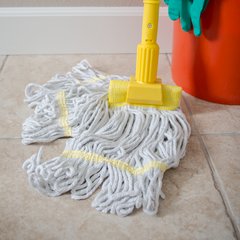 369412B00 Flo-Pac® Small Yellow Band Mop With Looped-End  - White