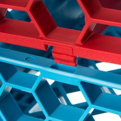 RE16C05 OptiClean™ 16-Compartment Divided Glass Rack Extender 1.78" - Red