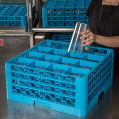 RG16-314 OptiClean™ 16-Compartment Divided Glass Rack with 3 Extenders 8.72" - Carlisle Blue