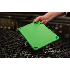 CBG6938GN Saf-T-Grip Cutting Board 6" x 9" x 0.375" - Green