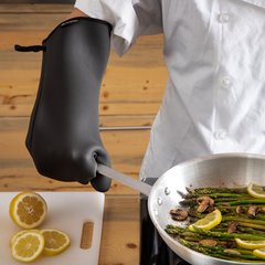 UCMX17BK Ultigrip Oven Mitt - Conventional  - Black