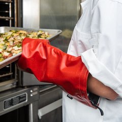 EZK17 EZ-Kleen Conventional Oven Mitt 17" - Red