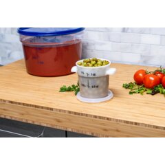 1097102 StorPlus™ Round Food Storage Container 1 Quart - White