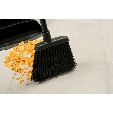 4686003 - Duo-Sweep® Unflagged Lobby Broom With Black Metal Handle 30” - Black
