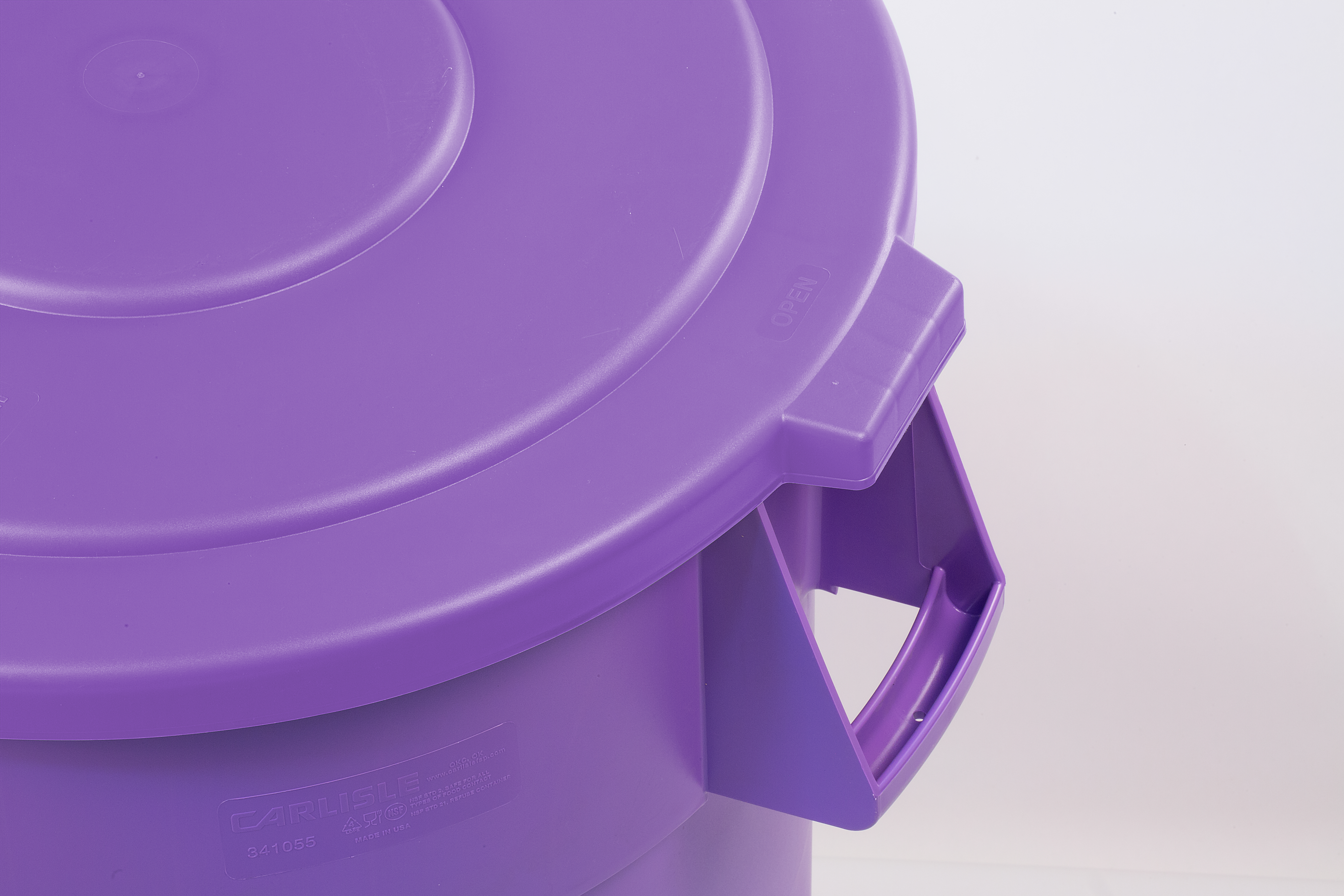 Bronco Round Waste Bin Trash Container Lid 55 Gallon - Purple